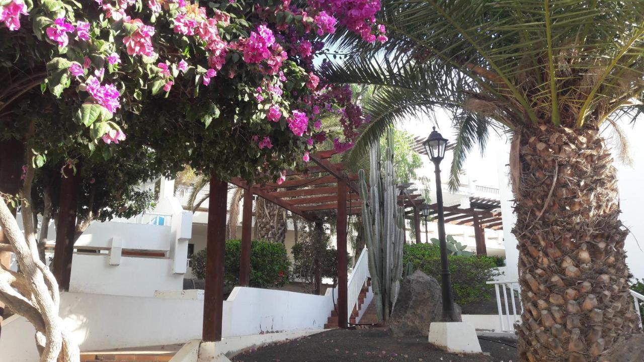 Sunny Self-Catering Apartment Costa Teguise, Lanzarote, Spain ภายนอก รูปภาพ