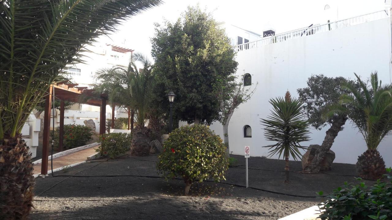 Sunny Self-Catering Apartment Costa Teguise, Lanzarote, Spain ภายนอก รูปภาพ