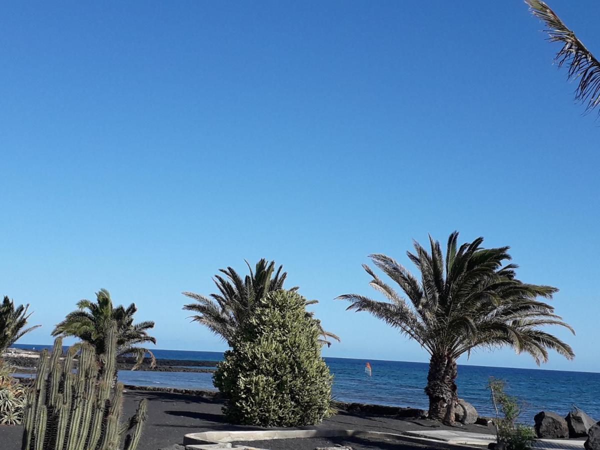 Sunny Self-Catering Apartment Costa Teguise, Lanzarote, Spain ภายนอก รูปภาพ