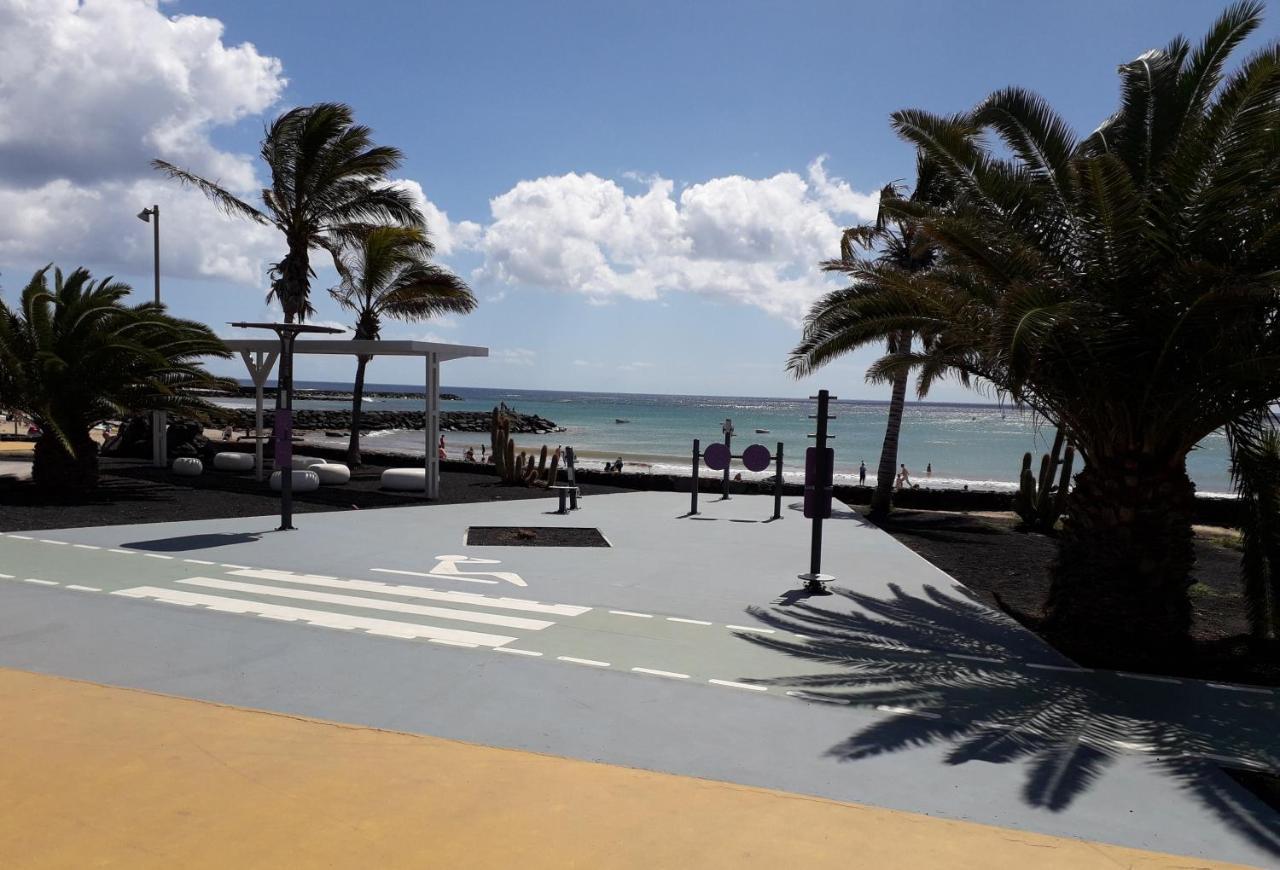 Sunny Self-Catering Apartment Costa Teguise, Lanzarote, Spain ภายนอก รูปภาพ