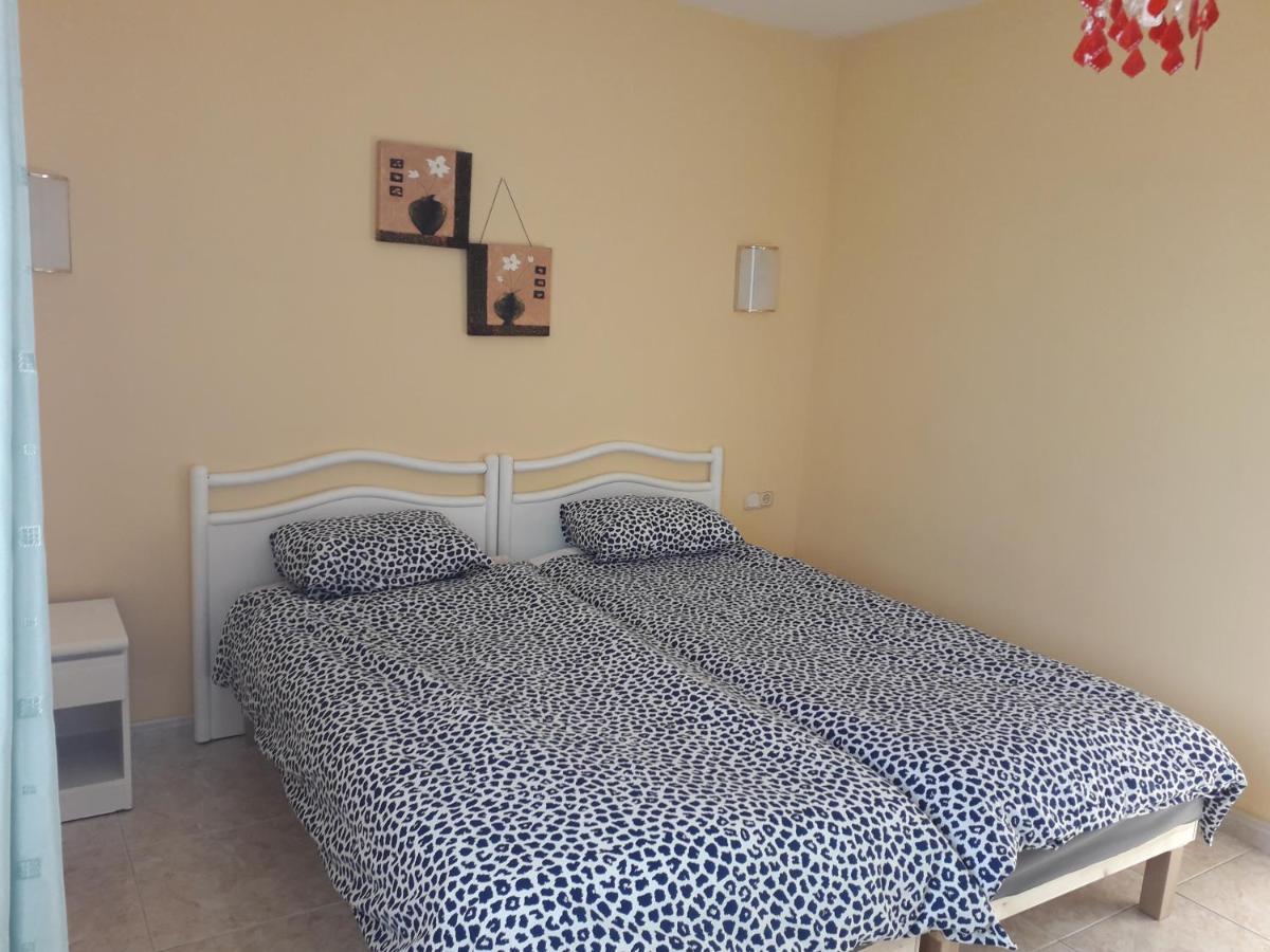 Sunny Self-Catering Apartment Costa Teguise, Lanzarote, Spain ภายนอก รูปภาพ